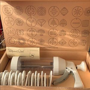 Pampered Chef cookie press, in original box